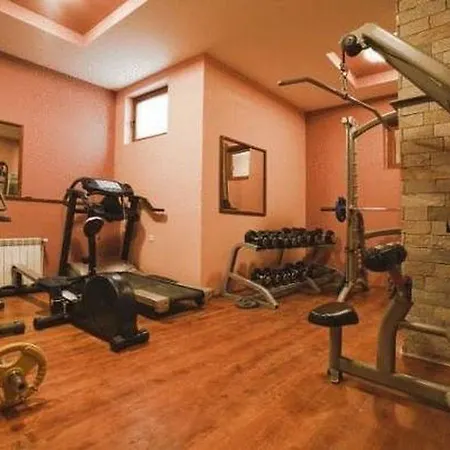 Mountview Apartahotel 3*