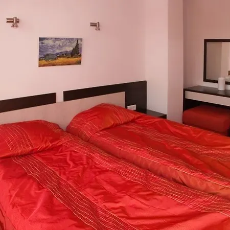 Mountview Aparthotel 3*